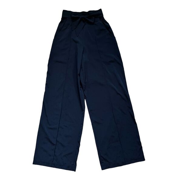 Lululemon Black Noir Pant Size 2